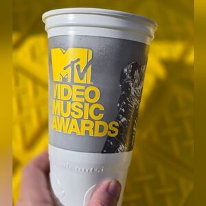 Taco Bell 2010 MTV Vido Musix Awards Plastic Up